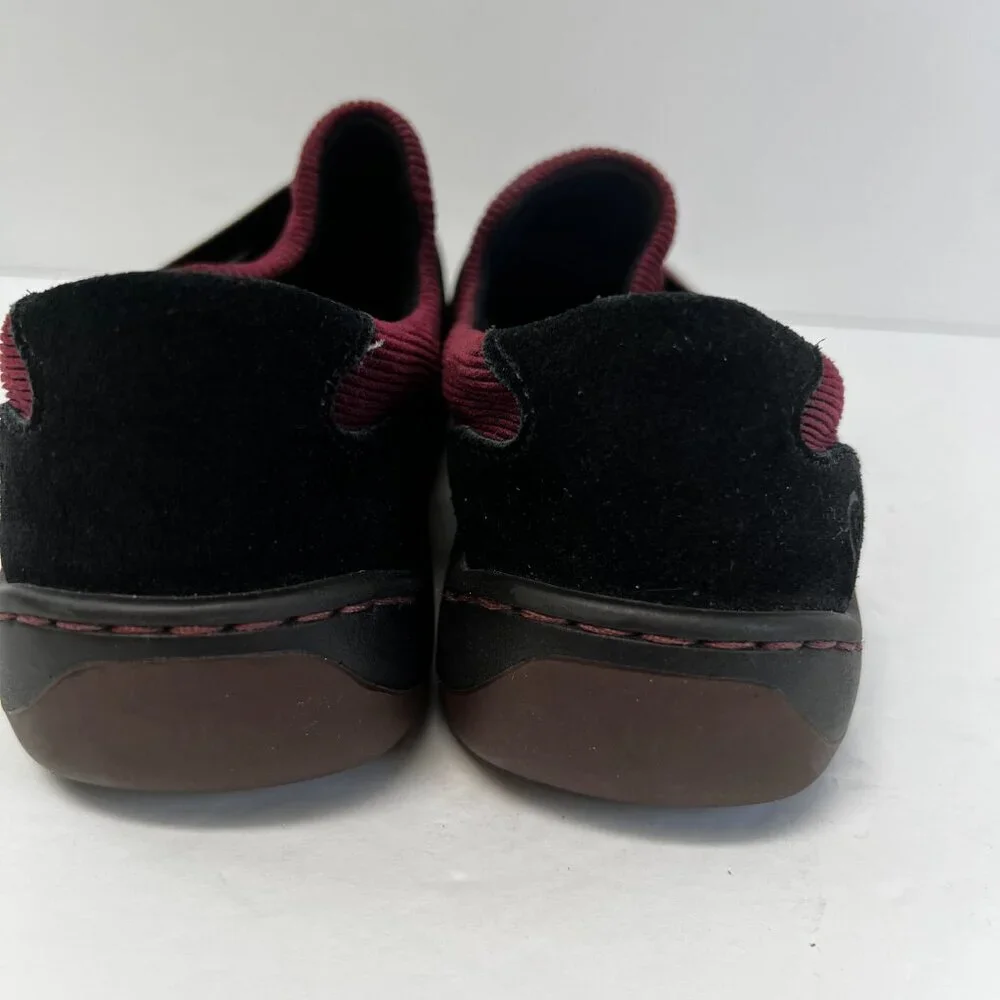 Born Womens 8‎ Banshee Slip On Casual Comfort Shoes Burgundy & Black Stretch